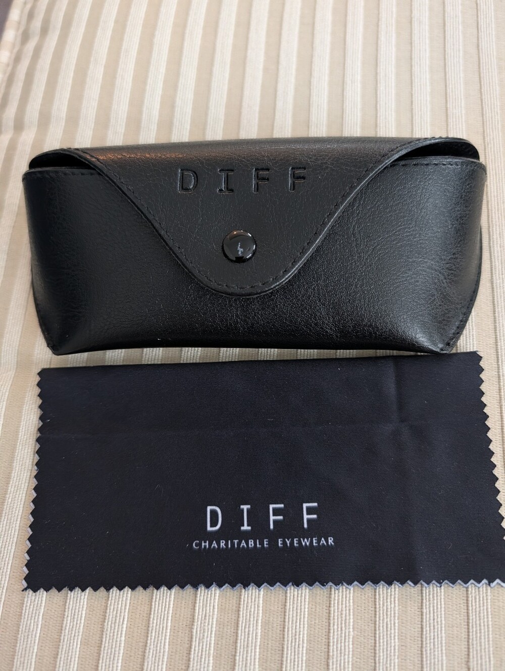 Diff Black Glasses Case